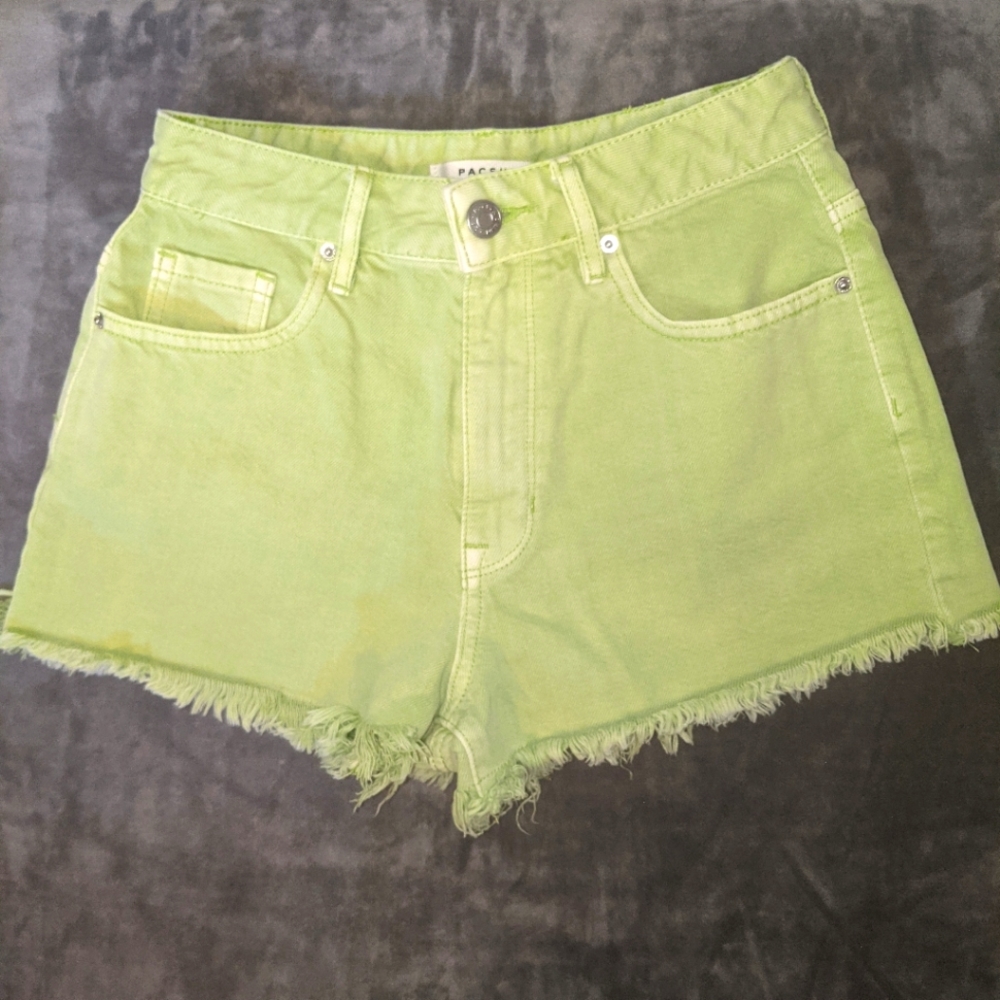 Short shorts